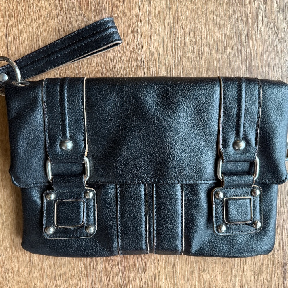 Daisy Fuentes Black Fold-over Clutch